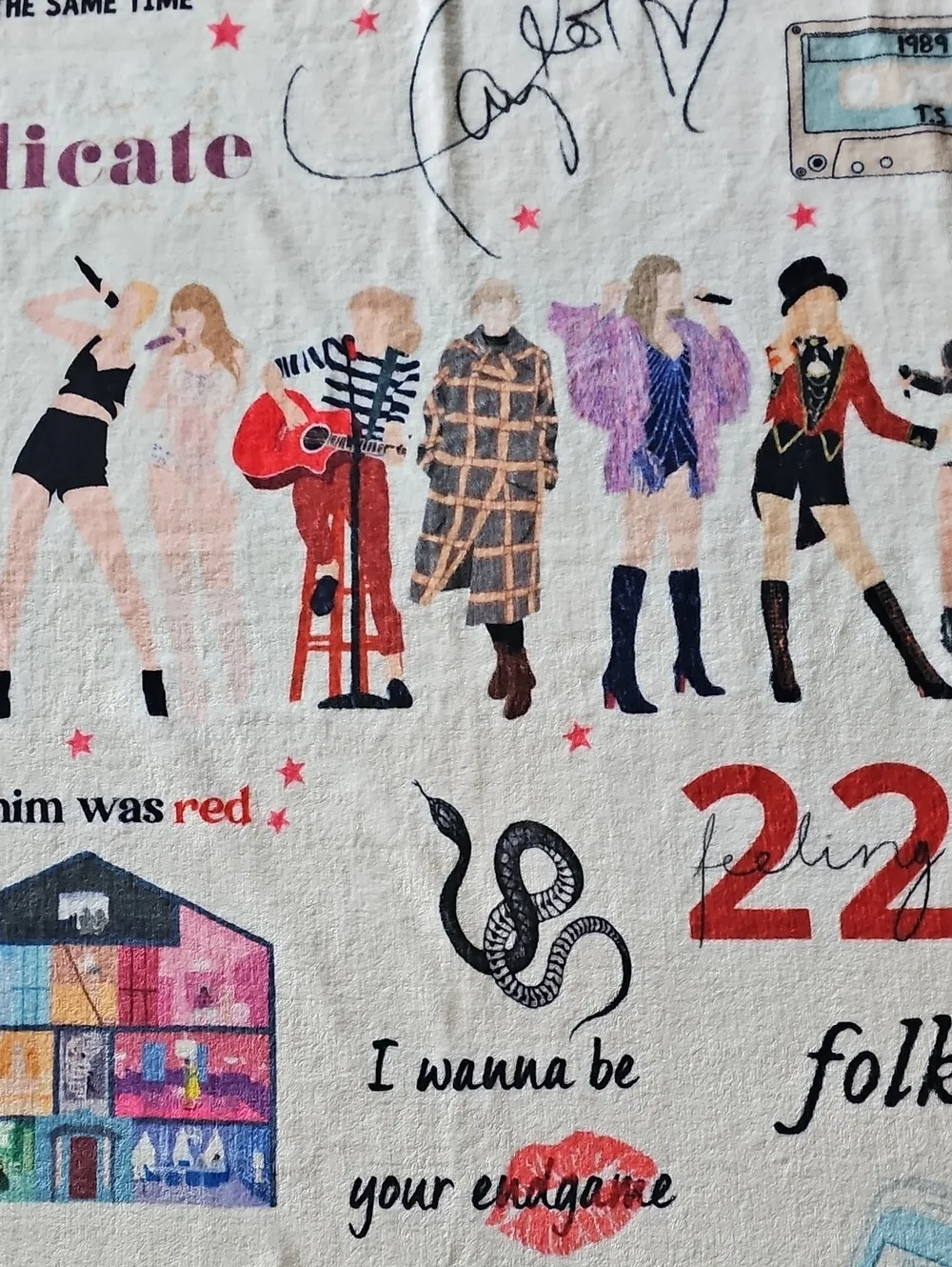 Taylor Swift White Swiftie Graphic Plushy Nap Throw Blanket Home Travel 52